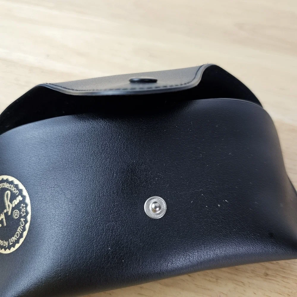 Ray-Ban Sunglasses Case Only‎ Black Snap Closure Travel Glasses Holder